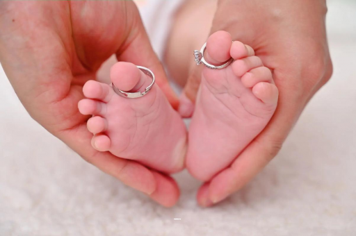 伊犁哈萨克几个月宝宝可以枕枕头